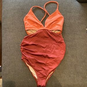 A Pea in the pod maternity bathing suit